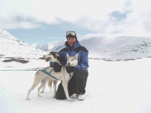 francois-pagnoux-cecile-dupe-husky-musher-umes-finnmarkslopet2013